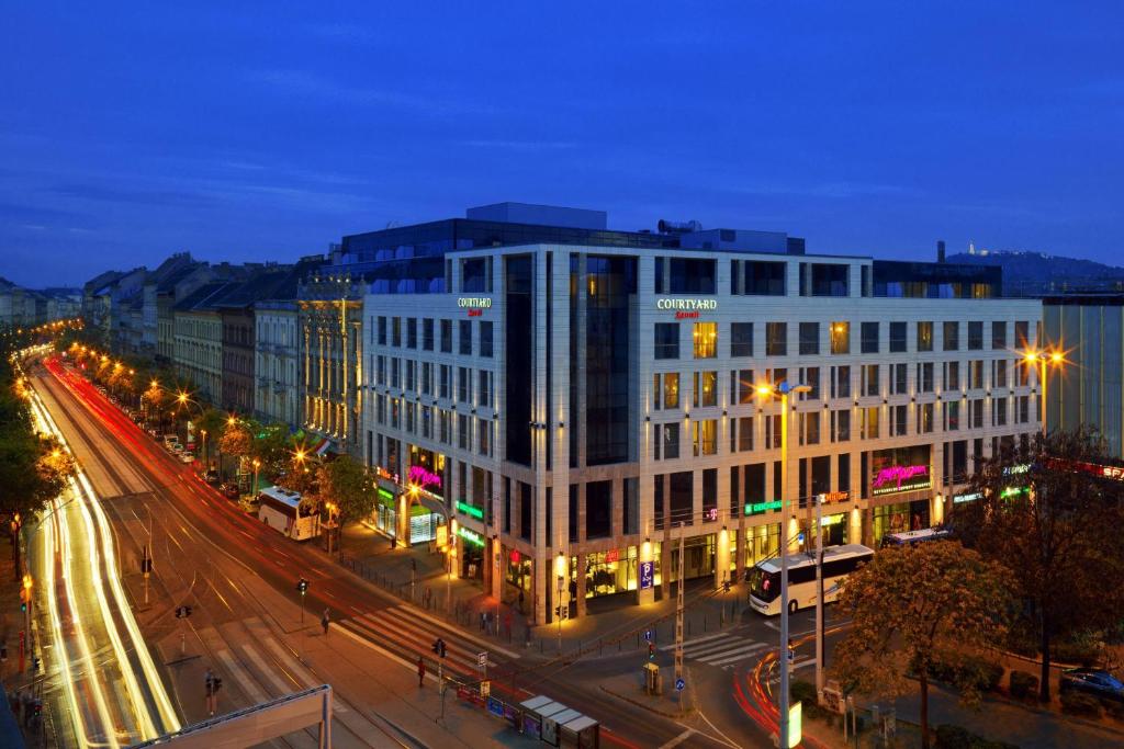 Courtyard by Marriott Budapest City Center